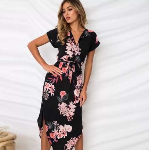 unbranded Dresses & Skirts - Black Floral Dress